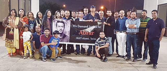 আবরার ফাহাদ স্মরণে হিউস্টনে আয়োজিত সমাবেশে বুয়েট টেক্সাস অ্যালামনাইর সদস্যরা