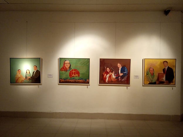 বিভিন্ন দেশ বা প্রতিষ্ঠানের পক্ষ থেকে প্রধানমন্ত্রীর অ্যাওয়ার্ড ও পুরস্কার গ্রহণের চিত্র। ছবি: আবদুল্লাহ মুহাম্মাদ যুবায়ের