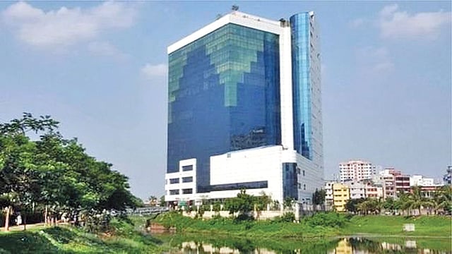 হাতিরঝিলে বিজিএমইএ ভবন। ফাইল ছবি