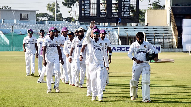 জাতীয় লিগে খেলোয়াড়দের বেতন ভাতা বাড়াচ্ছে বিসিবি। ফাইল ছবি