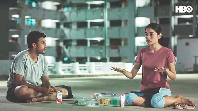 ইনভিজিবল স্টোরিজ–এর দৃশ্য