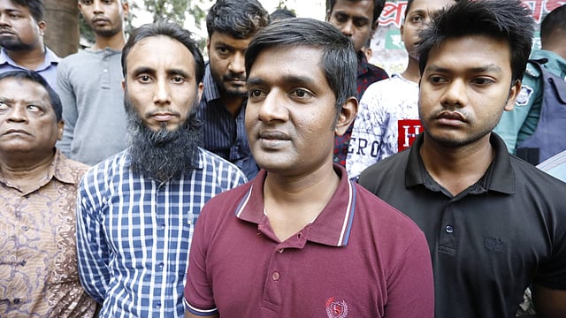 রবিউল করিমের ভাই শামসুজ্জামান শামস।