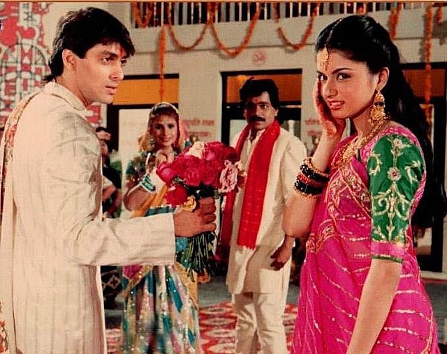 ‘ম্যায়নে পেয়ার কিয়া’ ছবির দৃশ্যে সালমান খান ও ভাগ্যশ্রী। ছবি: ফেসবুক থেকে নেওয়া।