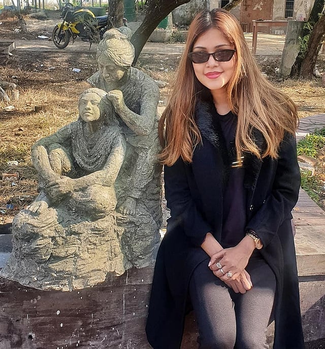 জান্নাতুল ফেরদৌস পিয়া ঘুরছেন রাজশাহী বিশ্ববিদ্যালয়ে।