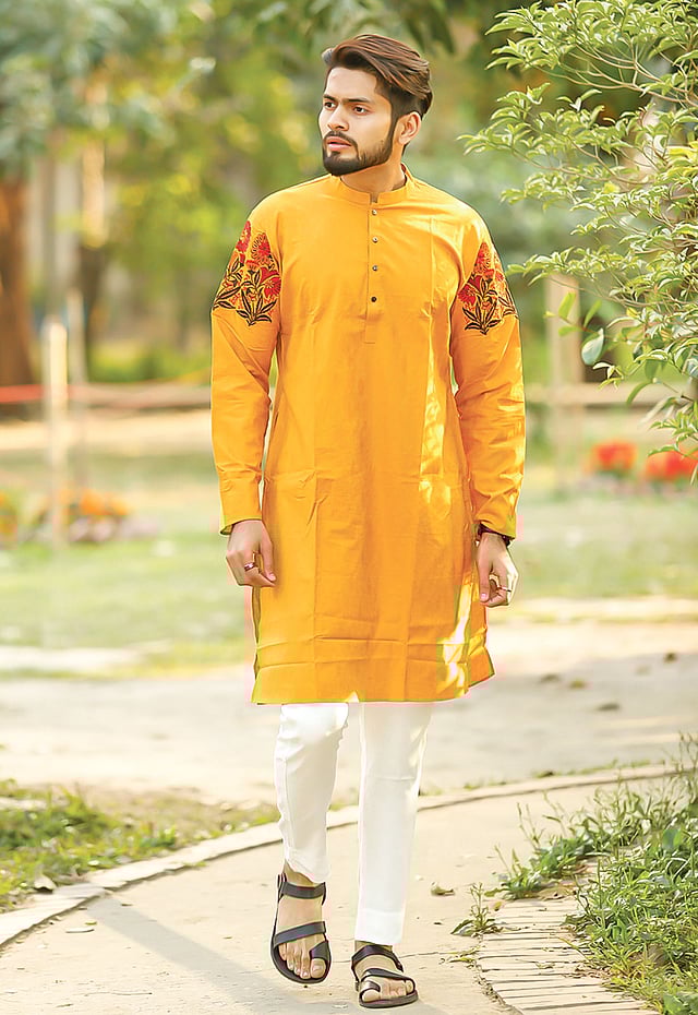 পাঞ্জাবির হাতায় ব্লকের নকশা