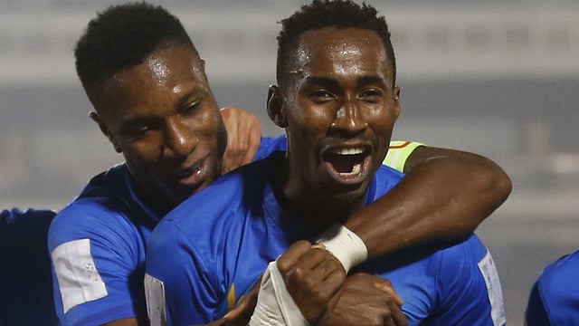 যথারীতি বিদেশিদের গোল উৎসবে শুরু হয়েছে বাংলাদেশ প্রিমিয়ার লিগ ফুটবল। ছবি: প্রথম আলো