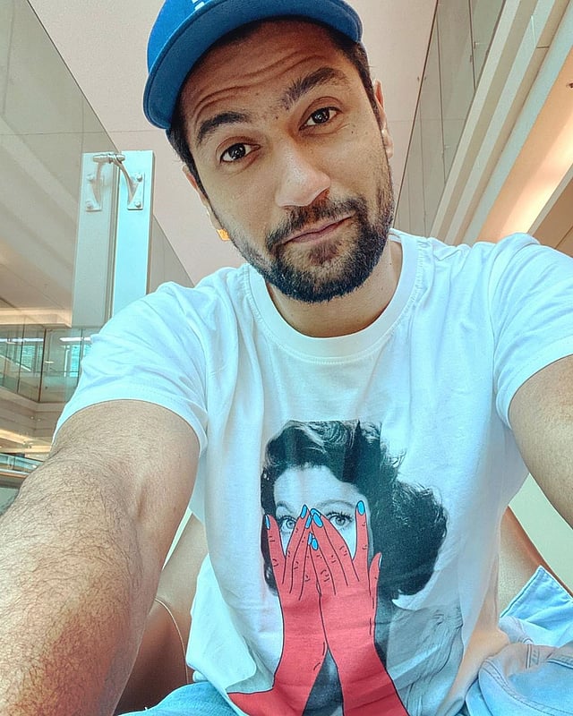 কবে কখন ক্যাটরিনা রণবীর কাপুরকে দেওয়া হৃদয় ফিরিয়ে নিয়ে তা ভিকি কৌশলকে দিয়েছেন, তা কে জানে! ছবি: ইনস্টাগ্রাম