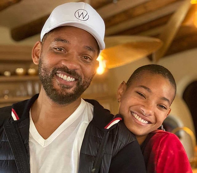 উইল স্মিথ জানালেন, বাচ্চারা নাকি সামাজিক দূরত্ব মানছেই না।