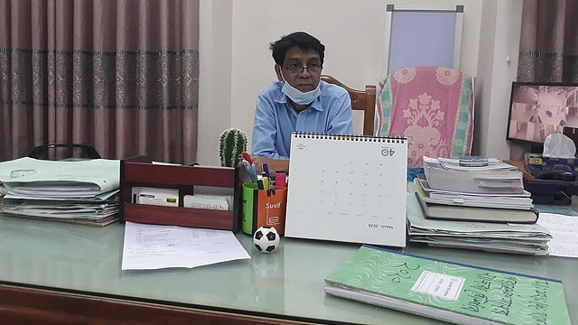 ঢাকা মহানগর জেনারেল হাসপাতালের পরিচালক প্রকাশ চন্দ্র রায়। ছবি: আসাদুজ্জামান