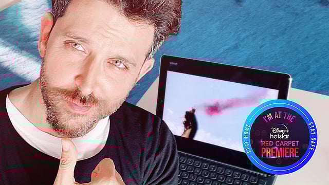 হৃতিক রোশনও ঘরে বসে দেখছেন ডিজনি প্লাস হটস্টার। ছবি: ইনস্টাগ্রাম