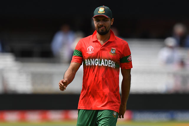 রোগীর বাড়িতেই চিকিৎসক পাঠাচ্ছেন মাশরাফি বিন মুর্তজা। ফাইল ছবি