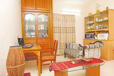 বাসার েকানো একটি জায়গা কাজের উপযোগী করে নিতে পারেন