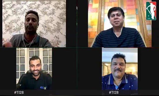 :ফেসবুকে আড্ডায় তিন সাবেক ক্রিকেটারের সঙ্গে তামিম। ছবি: তামিম ইকবালের ফেসবুক পেজ