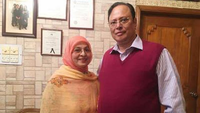 শাবানা ও ওয়াহিদ সাদিক । ছবি: প্রথম আলো