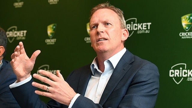 কেভিন রবার্টসও নির্ধারিত সময়ে বিশ্বকাপ আয়োজনের আশা ছেড়ে দিচ্ছেন। ফাইল ছবি