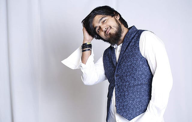 ভারতের টিভি চ্যানেল জি বাংলার সংগীতবিষয়ক রিয়েলিটি শো সারেগামাপার মাধ্যমে দুই বাংলাতেই জনপ্রিয় হয়েছেন মাঈনুল আহসান নোবেল। ছবি: প্রথম আলো