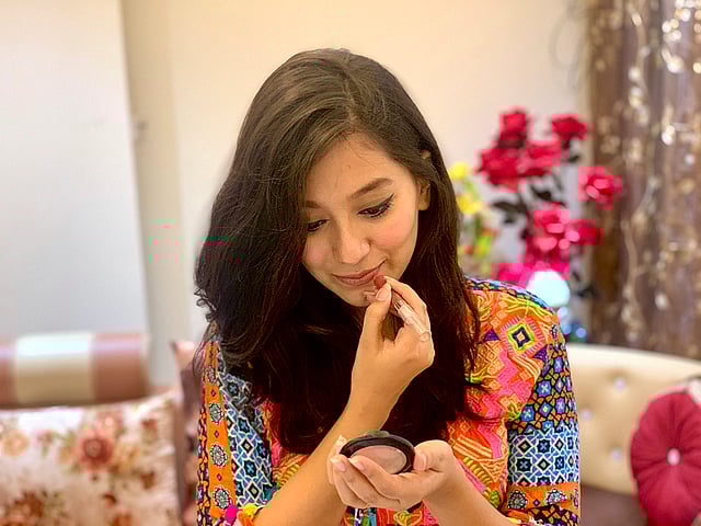 মডেল: জেনিফার কামাল, ছবি: নকশা