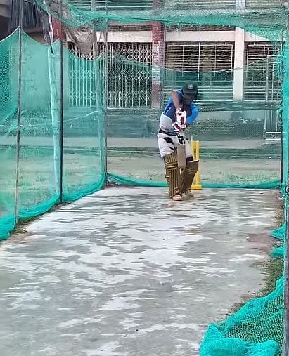 ফেনিতে ব্যাটিং অনুশীলন শুরু করেছেন সাইফউদ্দিন। ছবি: ফেসবুক
