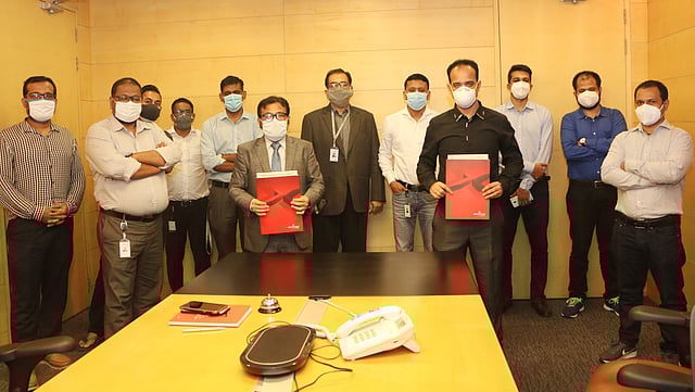 ইভ্যালিতে পাওয়া যাবে পারটেক্স ফার্নিচার। সম্প্রতি দুই পক্ষের মধ্যে সমঝোতা চুক্তি হয়েছে। ছবি: বিজ্ঞপ্তি