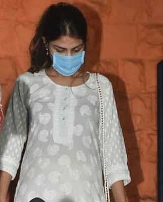 রিয়া চক্রবর্তীকে বৃহস্পতিবার বান্দ্রা থানায় জিজ্ঞাসাবাদ করেছিল তদন্তকারী কর্মকর্তারা। ছবি: ইনস্টাগ্রাম