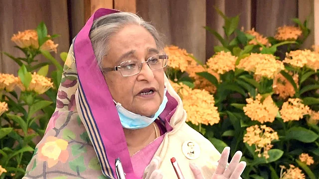 প্রধানমন্ত্রী শেখ হাসিনা ঢাকায় গণভবন থেকে ভিডিও কনফারেন্সের মাধ্যমে কক্সবাজারে খুরুশকুল বিশেষ আশ্রয়ণ প্রকল্পের উদ্বোধন অনুষ্ঠানে বক্তৃতা করেন। ঢাকা, ২৩ জুলাই। ছবি: পিআইডি