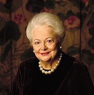 বহুকাল ধরেই ফ্রান্সের প্যারিসে বসবাস করে আসছিলেন অলিভিয়া ডি হ্যাভিল্যান্ড