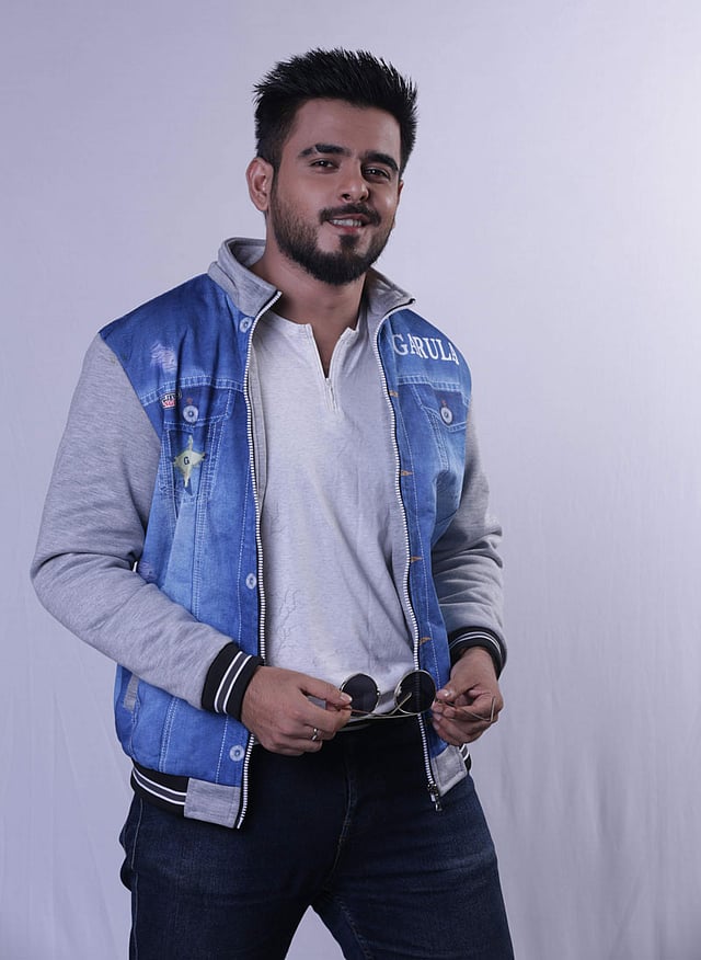 চলচ্চিত্র তারকা সিয়াম আহমেদ। ছবি: সংগৃহীত