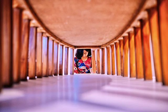 আসবাবকে আঁকার প্রয়াস