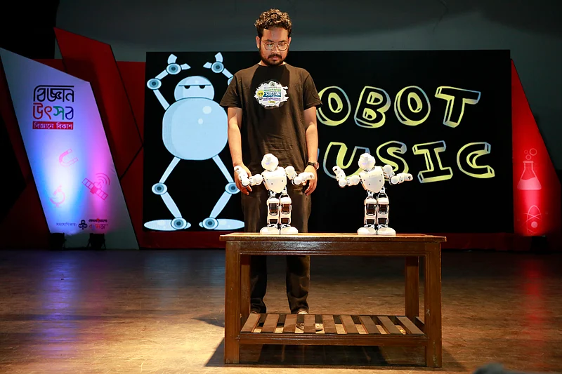 রোবট শো