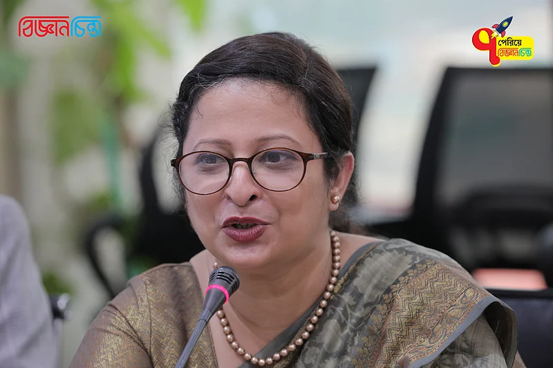 বাংলাদেশ রোবট অলিম্পিয়াডের সভাপতি ও ঢাকা বিশ্ববিদ্যালয়ের রোবোটিকস ও মেকাট্রনিকস বিভাগের অধ্যাপক লাফিফা জামাল বলেন, টানা সাত বছর নিয়মিতভাবে বিজ্ঞানবিষয়ক একটি ম্যাগাজিন প্রকাশ করা কঠিন ব্যাপার। বিজ্ঞানচিন্তা তা করে দেখিয়েছে