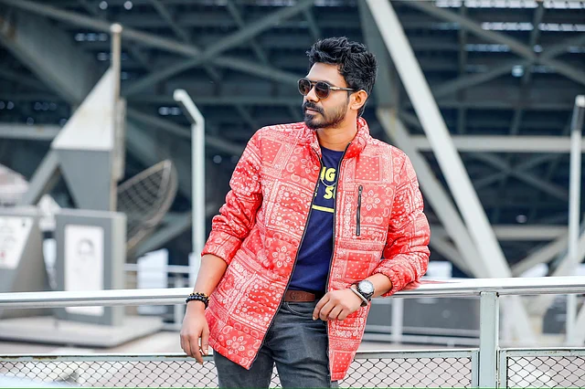 'বুক পকেটের গল্প' দিয়ে জনপ্রিয়তার শীর্ষে থাকা মীর রাব্বির এই নজরকাড়া জ্যাকেটটি জিন্স- টিশার্টের লুকে আনবে অন্য মাত্রা