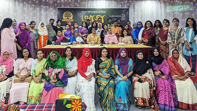 অনুষ্ঠানে উপস্থিত উদ্যোক্তারা