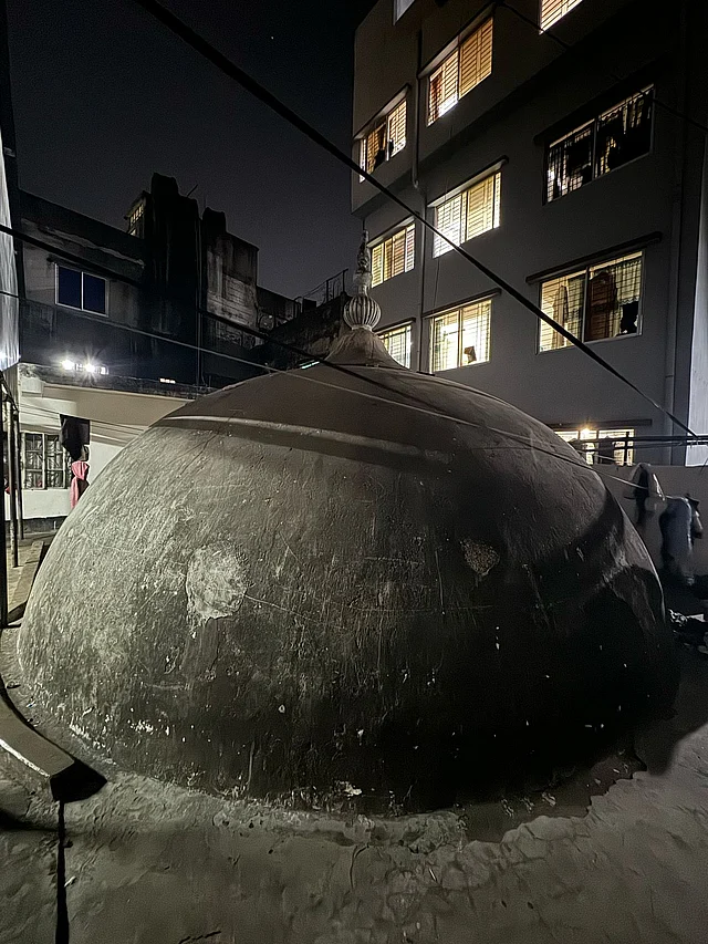 অর্ধগম্বুজবিশিষ্ট