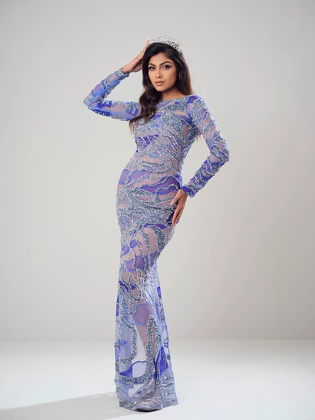 আন্তর্জাতিক মঞ্চে নিজেকে তুলে ধরার পূর্ব অভিজ্ঞতা রয়েছে আকলিমার