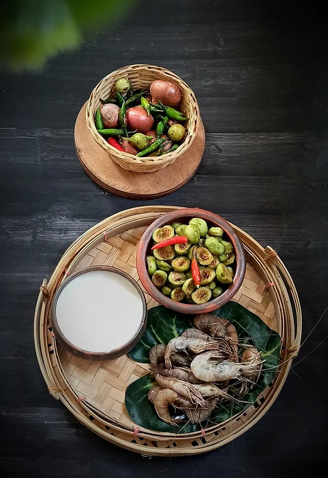 ডুমুর চিংড়ির উপকরণ