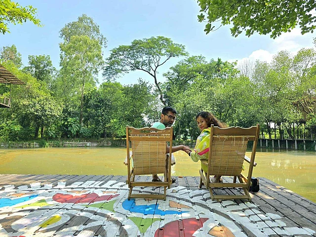 প্রকৃতির মাঝে কাটিয়ে দেওয়া যায় অলস দুপুর বা শান্ত বিকেল