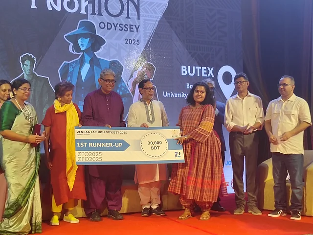 দ্বিতীয় হয়েছেন এলমা খানম