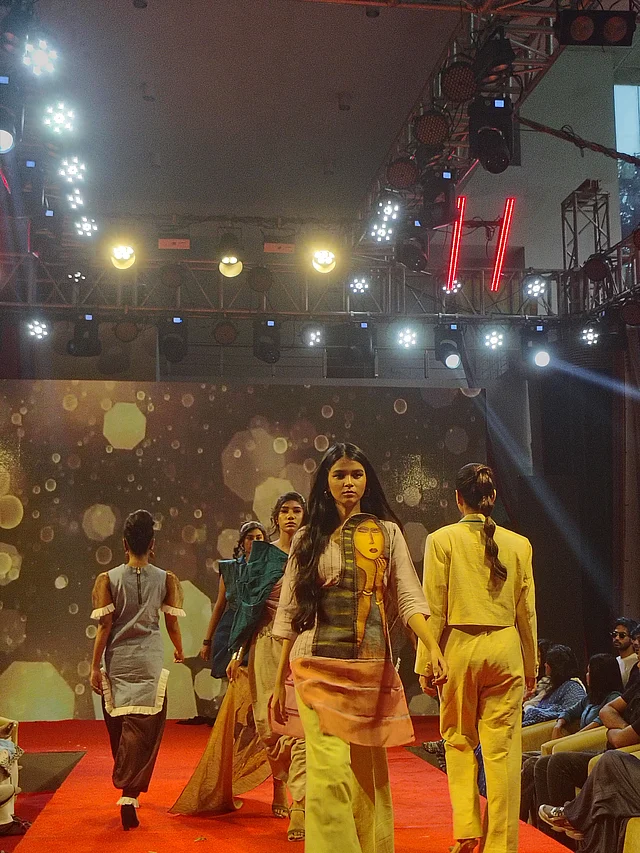 আয়োজনে ছিল ফ্যাশন ডিজাইন প্রতিযোগিতা