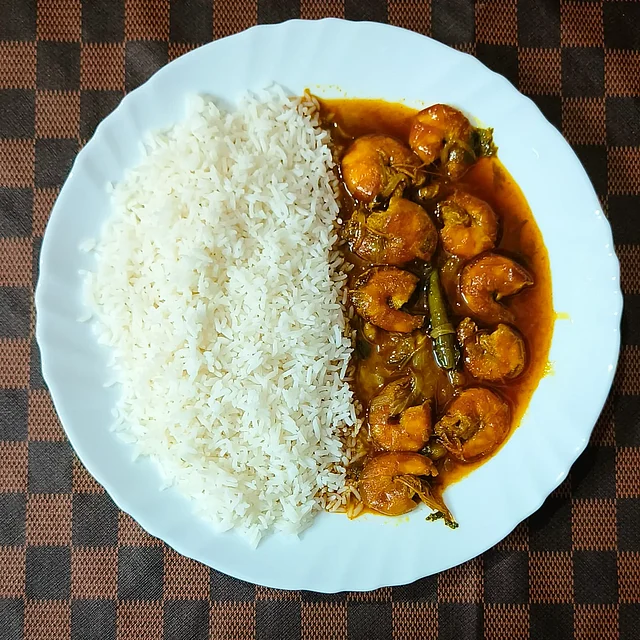 ভাত ছাড়া বেঁচে থাকা যেন একেবারেই দূর্বিষহ