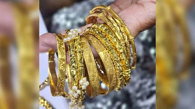 সোনা সম্পদের প্রতীক বলে বিবেচিত বিশ্বজুড়ে