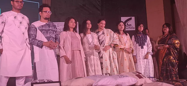 ফ্যাশন শোতে মডেলরা