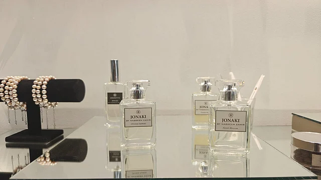 বাংলাদেশের প্রথম ফাইন ফ্র্যাগরেন্স ব্র্যান্ড জোনাকির নতুন আউটলেট এখন সেন্টার পয়েন্ট উত্তরায়