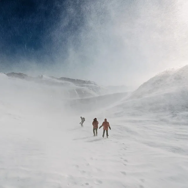 তুষারাচ্ছন্ন প্রাকৃতিক দৃশ্য, আগ্নেয়গিরি ও শীতকালীন ক্রীড়ার জন্য পরিচিত