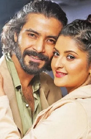 দ্রুত নেওয়া সিদ্ধান্ত সবসময় দীর্ঘস্থায়ী হয় না। অনেকটা শরীফুল রাজ ও পরীমনির বিয়ের মতো