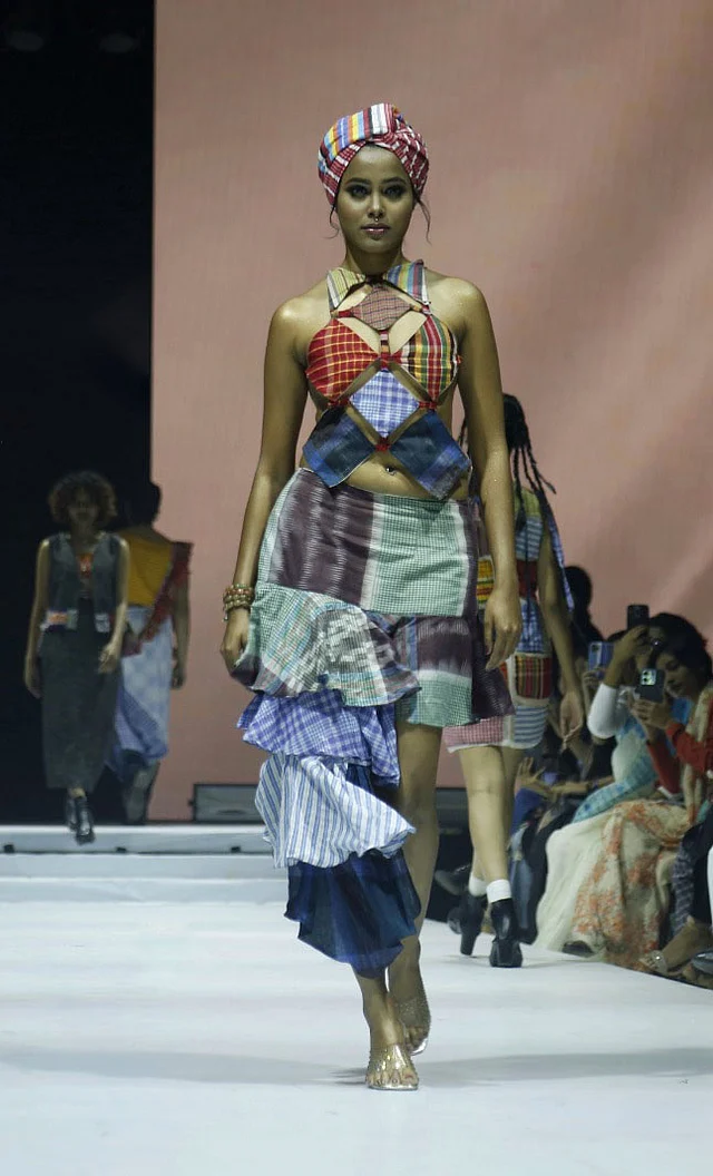 তরুণেরা তৈরি করছে ফ্যাশনের নতুন ভাষা