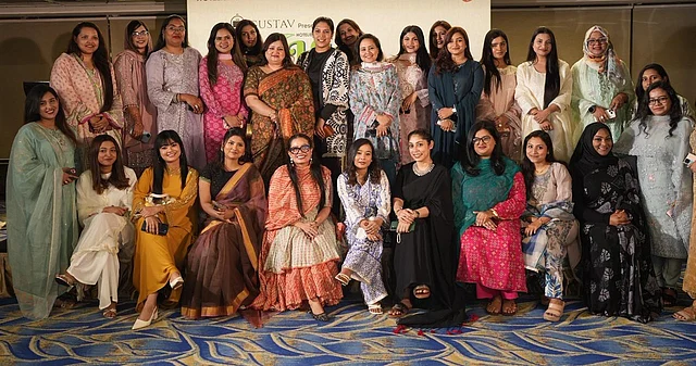 সংগঠনের নারী সদস্যরা