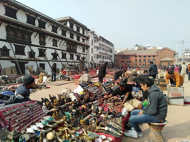 ভ্রাম্যমাণ দোকানপাট