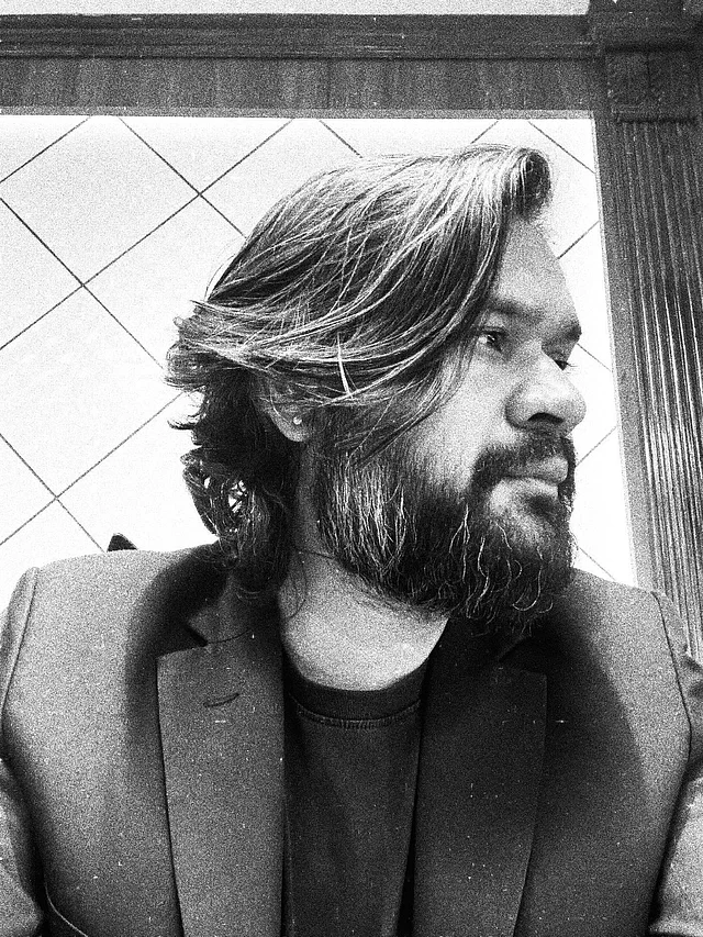 চুলের ব্যাপারে বেশ যত্নবান বালেন, বোঝাই যাচ্ছে