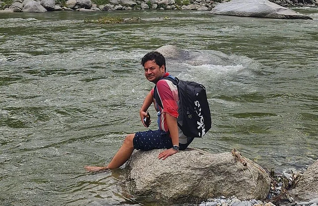 নদী, খোলা সমুদ্র বা সৈকতে স্রোত সবসময় একই থাকে না