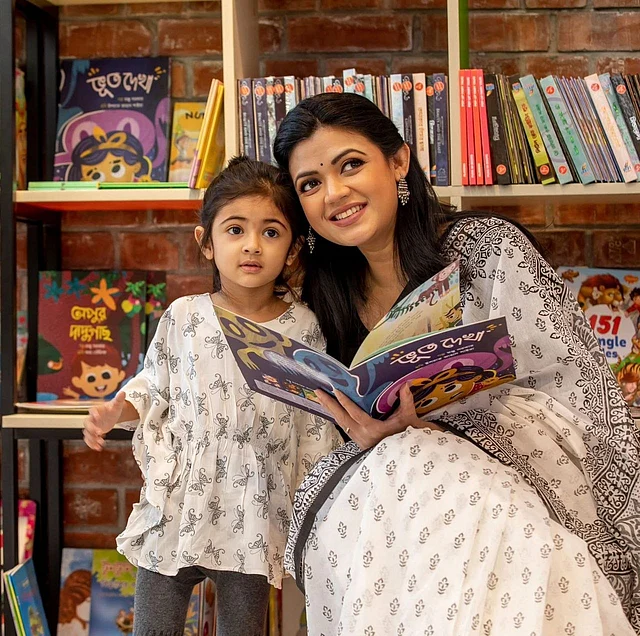 এখন নাবিলার ঈদের বড় আনন্দের জায়গা তাঁর মেয়ে